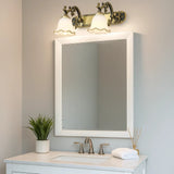 Blumenförmige Spiegelleuchte mit drehbarem Lampenkopf