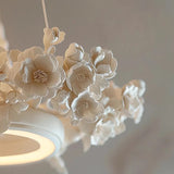 LED Pendelleuchte mit ringförmigem Blumendesign
