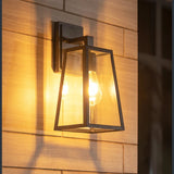 LED Außenwandleuchte aus Glas Trapezdesign mit Wasserschutz