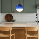 LED Pendelleuchte in Glas Kugelform für das Esszimmer