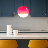 LED Pendelleuchte in Glas Kugelform für das Esszimmer