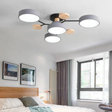 Moderne LED Deckenleuchte im Blütendesign mit mehreren Köpfen