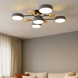 Moderne LED Deckenleuchte im Blütendesign mit mehreren Köpfen