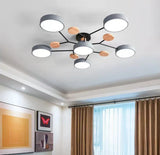 Moderne LED Deckenleuchte im Blütendesign mit mehreren Köpfen