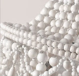 Retro Weiße Kronleuchter mit Holzperlen