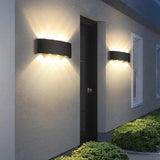 Moderne Außenwandleuchte Up & Down aus Aluminium mit Bewegungsmelder