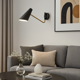 Schwenkbare Wandleuchte mit Gelenkarm für Wohnzimmer