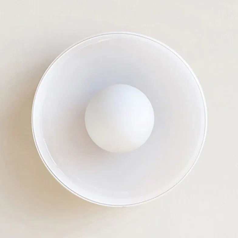 Deckenleuchte Ankleidezimmer im nordischen Creme-Stil modern - Clowas.de