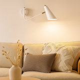 Schwenkbare Wandleuchte mit Gelenkarm für Wohnzimmer