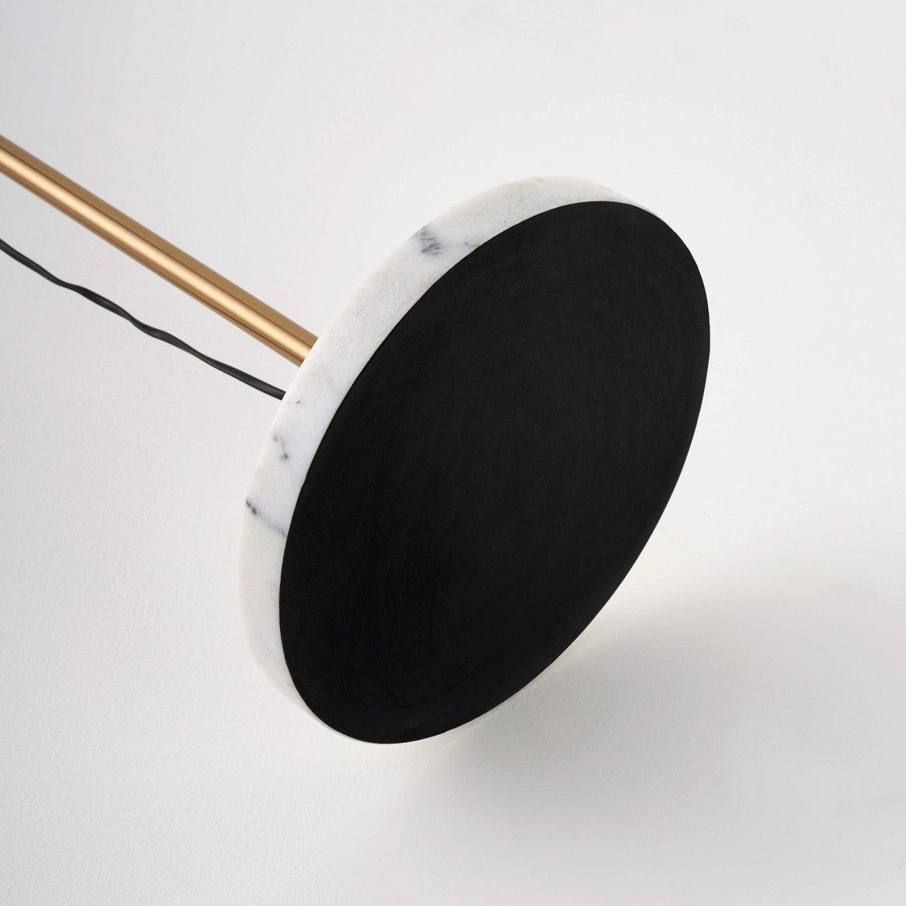 Goldene Stehleuchte 3 Kugeln weiß - Clowas.de