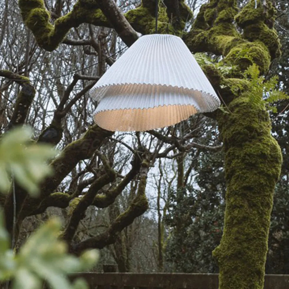 Große Hängelampe Schlafzimmer im modernen nordischen Stil - Clowas.de