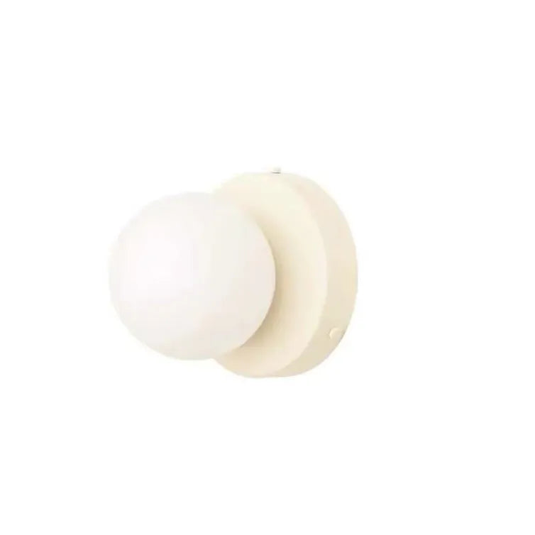 Kugel Wandleuchte für modernes minimalistisches Schlafzimmer - Clowas.de