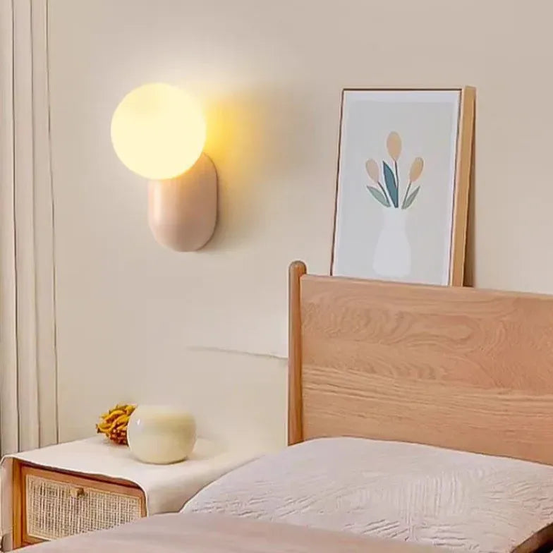 LED Wandleuchte Kugel im nordischen minimalistischen Design - Clowas.de