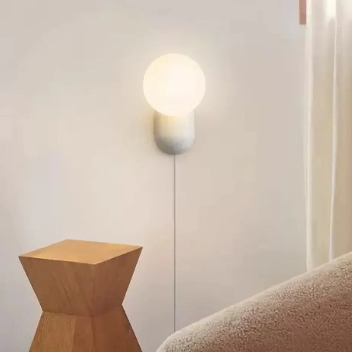 LED Wandleuchte Kugel im nordischen minimalistischen Design - Clowas.de
