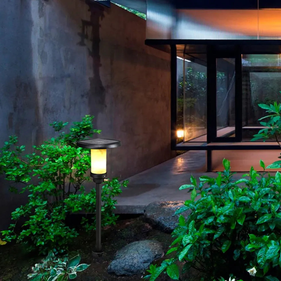 Bodenstrahler Außenbereich elegantes Design energiesparend robust langlebig - Clowas.de