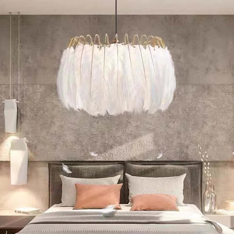 Pendelleuchte aus Federn im französischen kreativen Luxus - Clowas.de