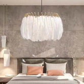 Pendelleuchte aus Federn im französischen kreativen Luxus - Clowas.de