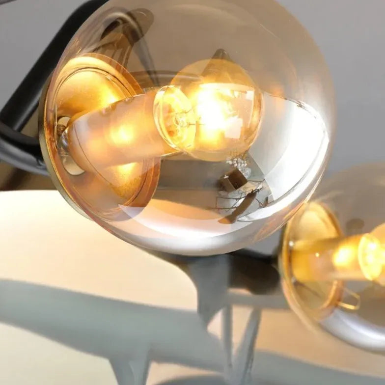 Schwarz goldene Hängelampe nordisch modern und luxuriös - Clowas.de