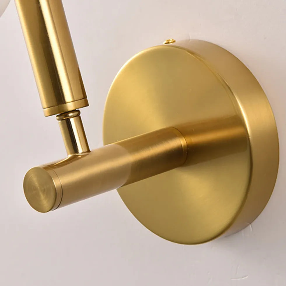 wandleuchte led wohnzimmer Moderne elegante goldene Akzente - Clowas.de