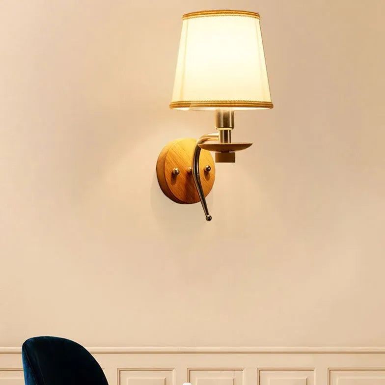 wandleuchte wohnzimmer holz moderne dekoration für schlafzimmer - Clowas.de