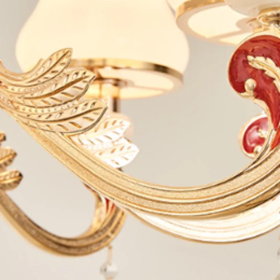 Goldene Kronleuchter für elegantes europäisches Ambiente - Clowas.de