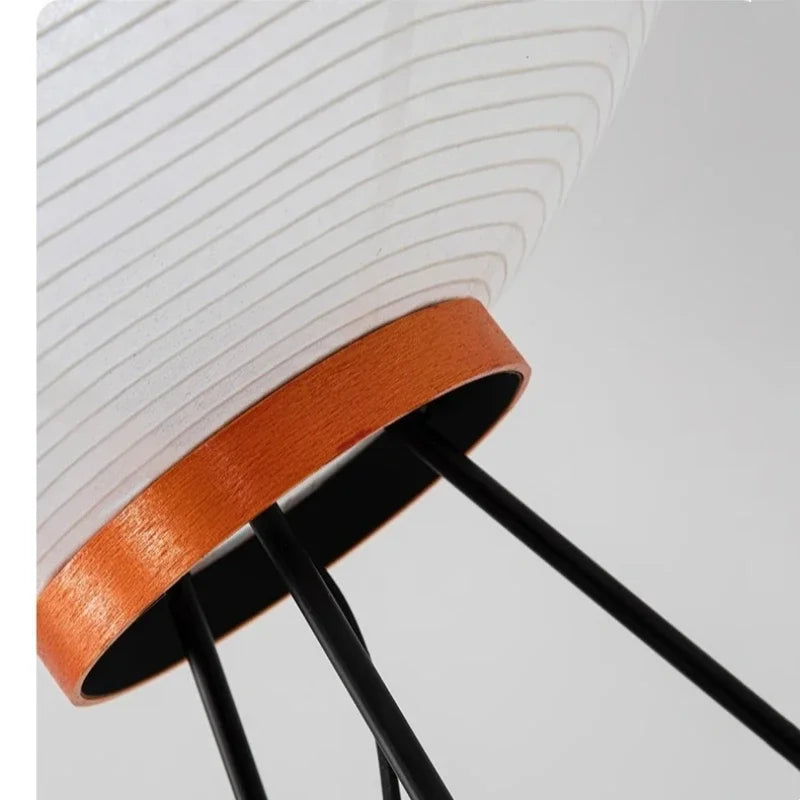 Dreibein Papier Stehlampe im Japanischen Laternenstil