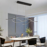 Dimmmbare LED Pendelleuchte in Wellenform für das Esszimmer