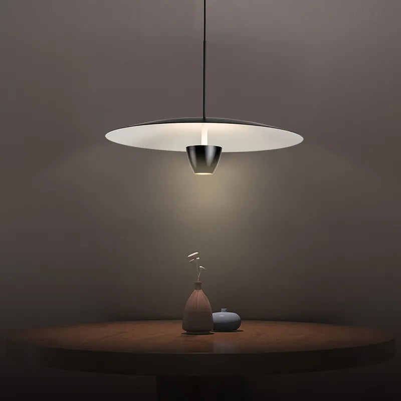 UFO-Pendelleuchte mit langem Kabel für Esszimmer