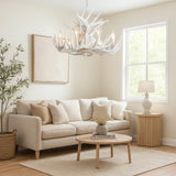 Weiße LED Kronleuchter im Landhausstil mit Geweih Design