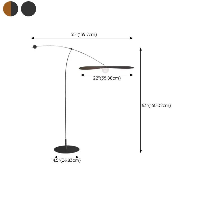 Lichtbogenförmiger, ausgewogener moderner Stehlampe