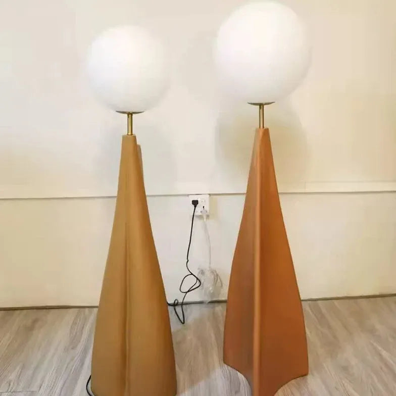 Geometrische Formkugel Schattenstocklampe