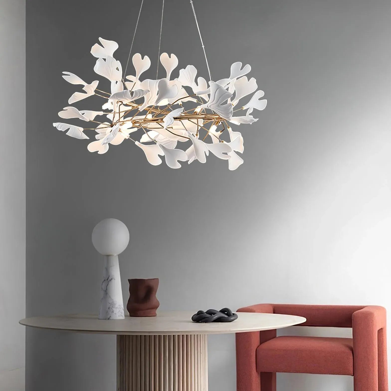 Deckenlampe Kronleuchter mit leichtem Blütenblattdesign - Clowas.de
