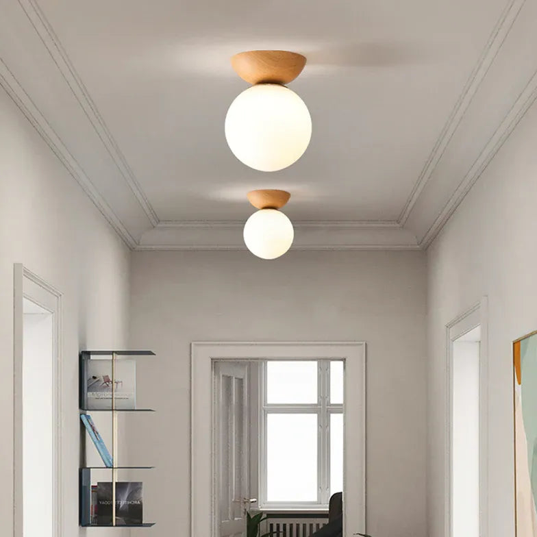 Deckenleuchte Esszimmer hängend Nordisch Holz Milchweißer Ball - Clowas.de
