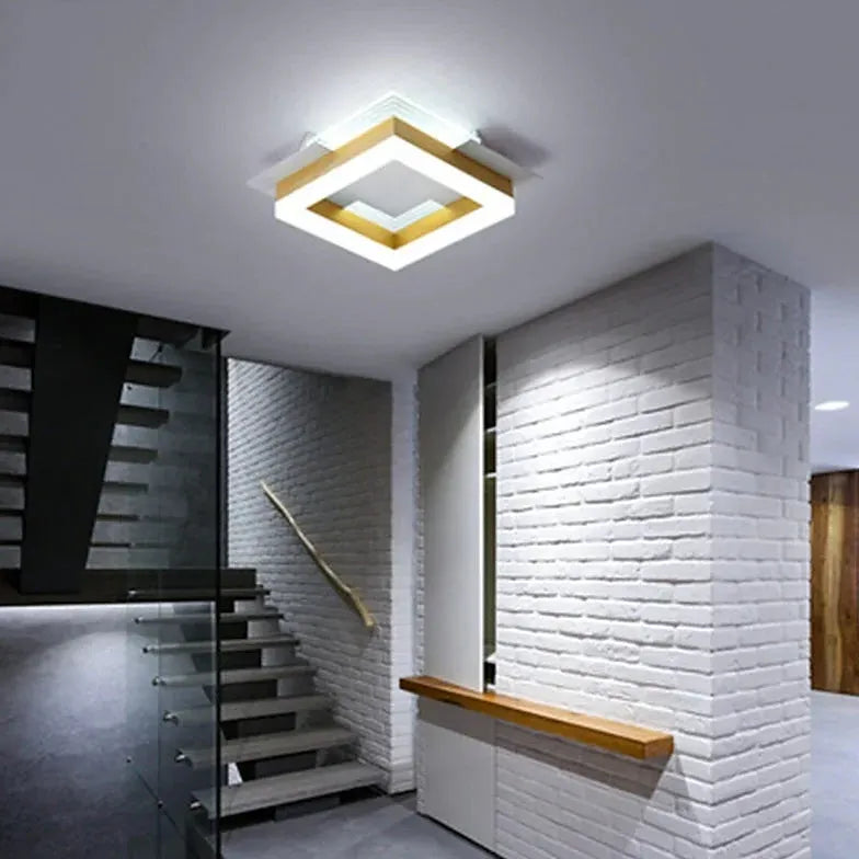 Deckenleuchte viereckig in modernem goldenen LED Stil - Clowas.de