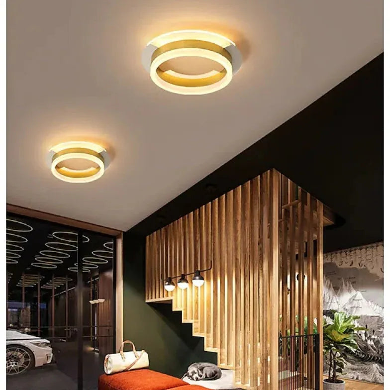 Deckenleuchte viereckig in modernem goldenen LED Stil - Clowas.de
