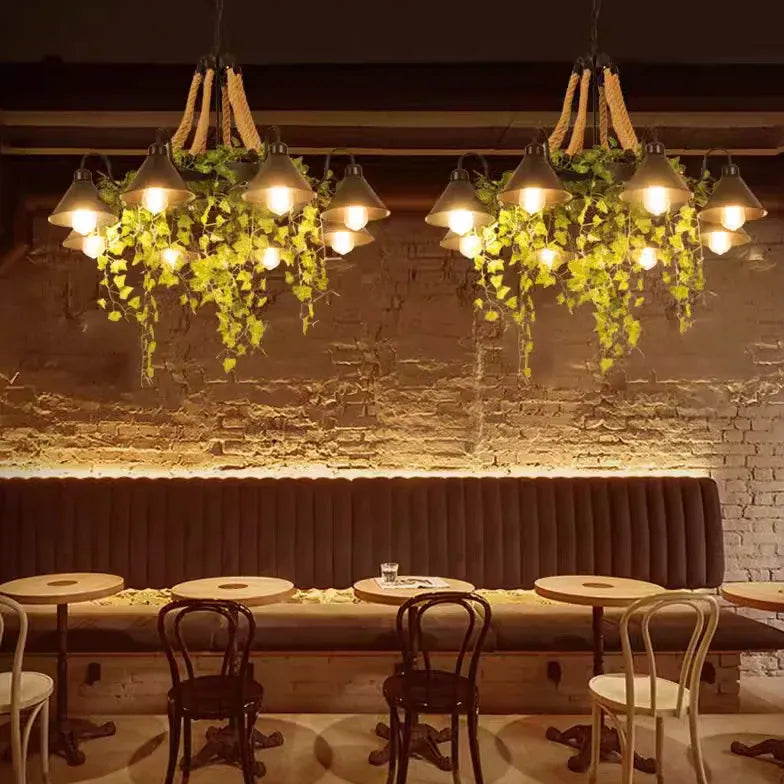 Deckenleuchte Vintage Industrial für amerikanisches Restaurant mit Rattan - Clowas.de