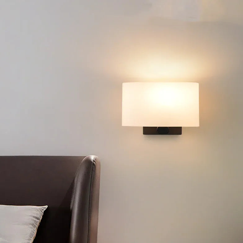Designklassiker Wandleuchte moderne weiße minimalistische Beleuchtung - Clowas.de