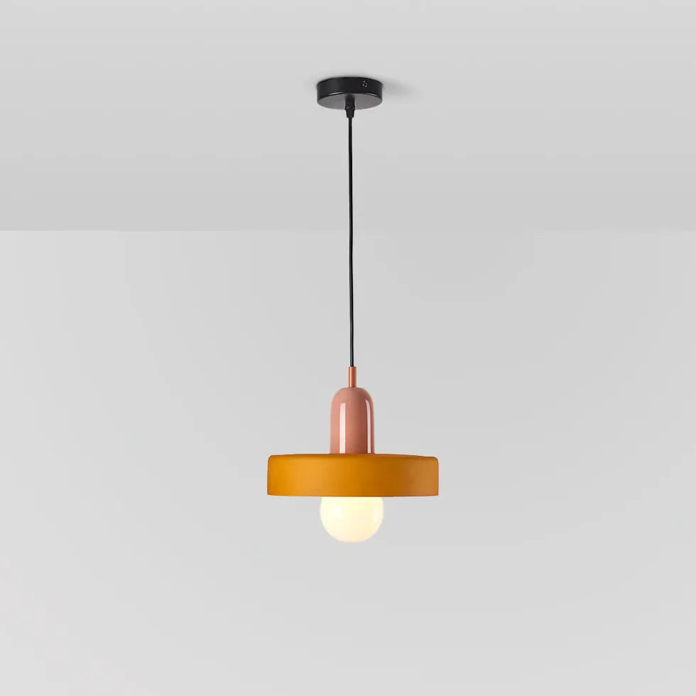 Gelbe Pendelleuchte im skandinavischen minimalistischen Glasdesign - Clowas.de