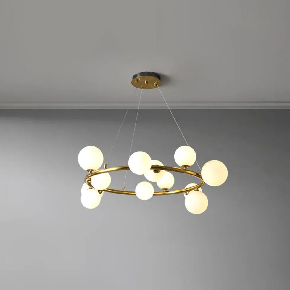 Goldene Pendelleuchte im nordischen modernen Stil - Clowas.de