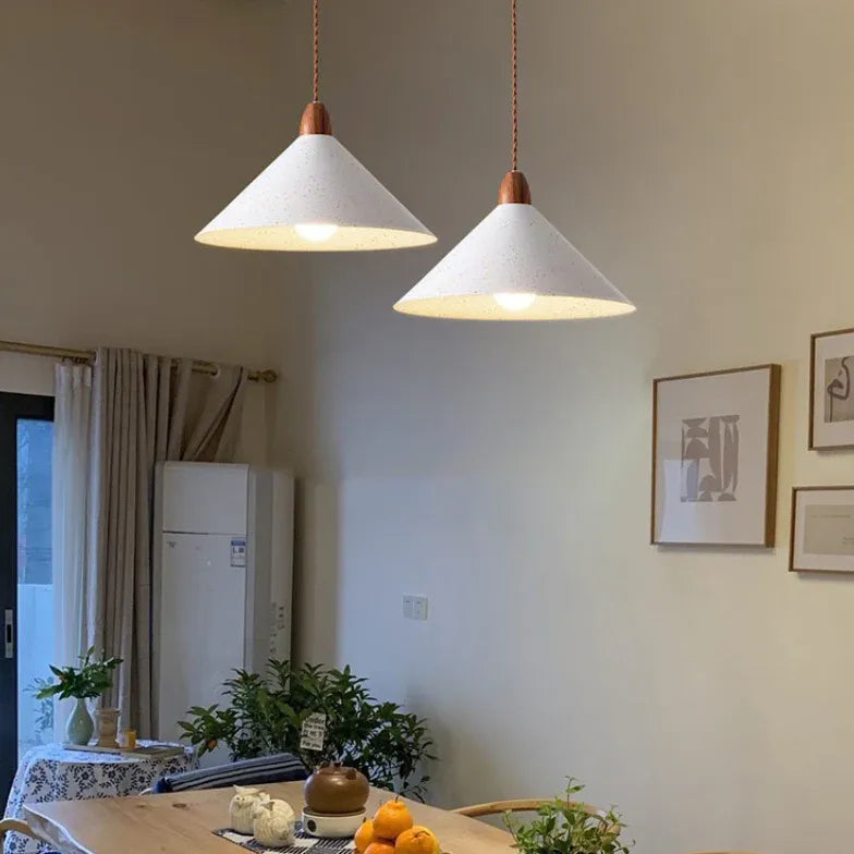 Weiße konische moderne Schlafzimmer -Anhänger Licht