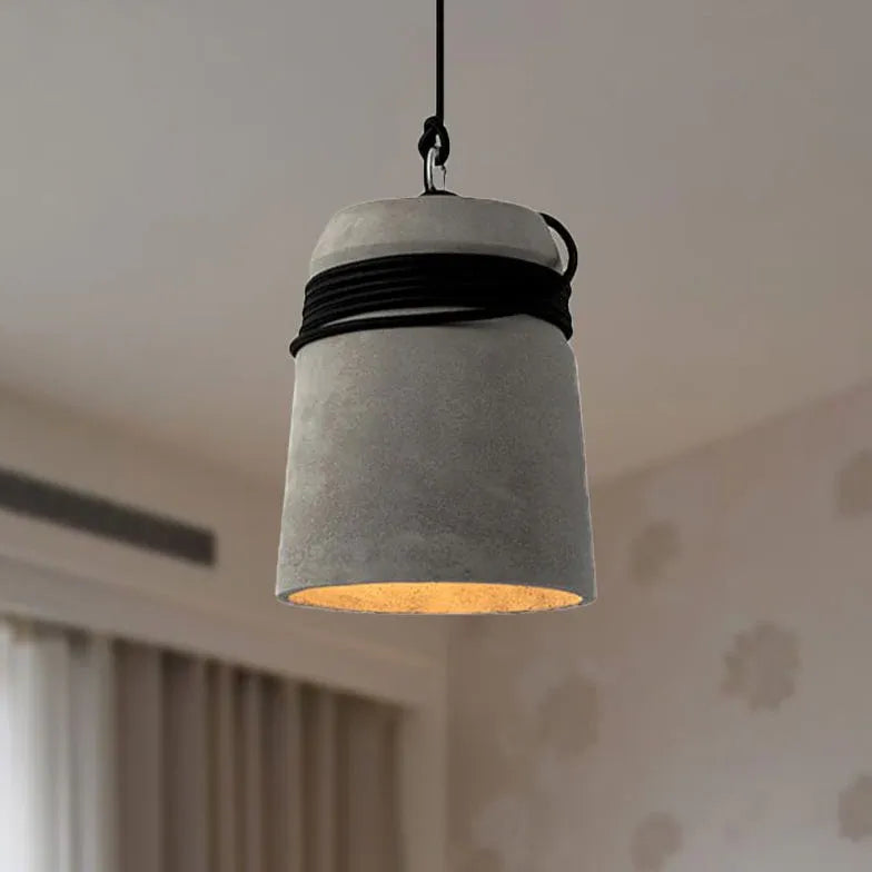hängelampe industrial design für einen modernen Essbereich - Clowas.de
