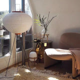Dreibein Papier Stehlampe im Japanischen Laternenstil