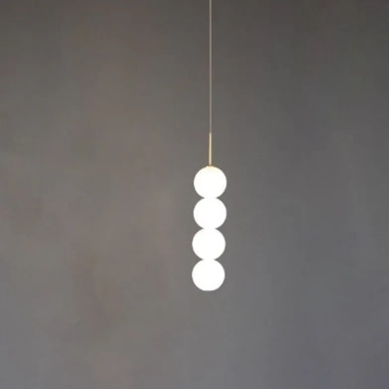 Pendelleuchte 5-flammig höhenverstellbar nordisches schlichtes weißes Kugeldesign - Clowas.de