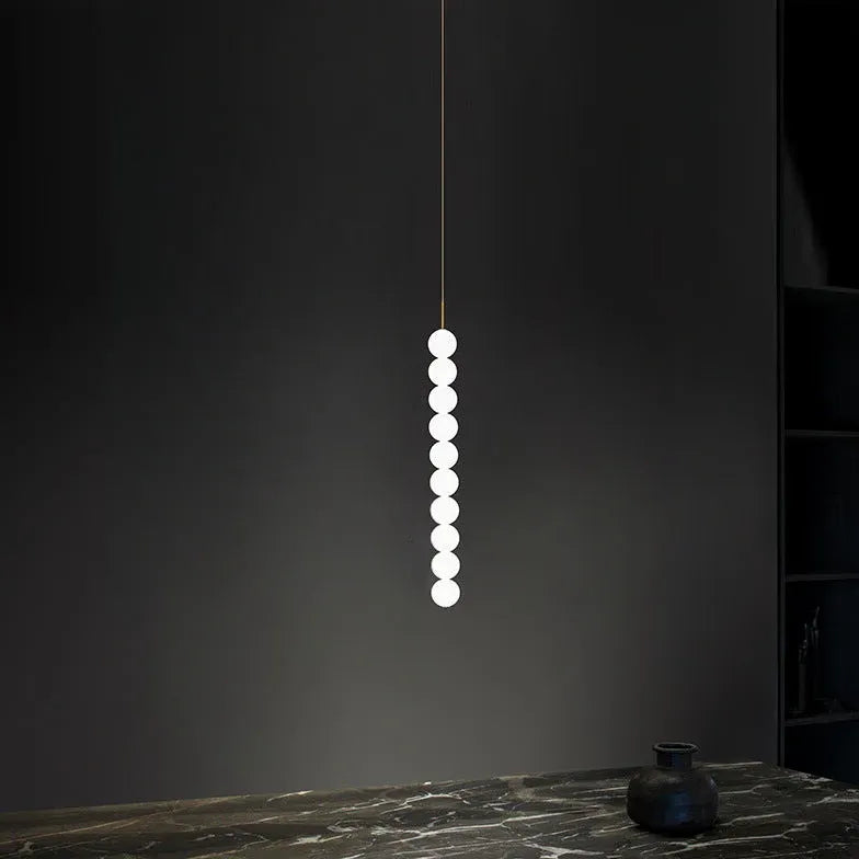 Pendelleuchte 5-flammig höhenverstellbar nordisches schlichtes weißes Kugeldesign - Clowas.de
