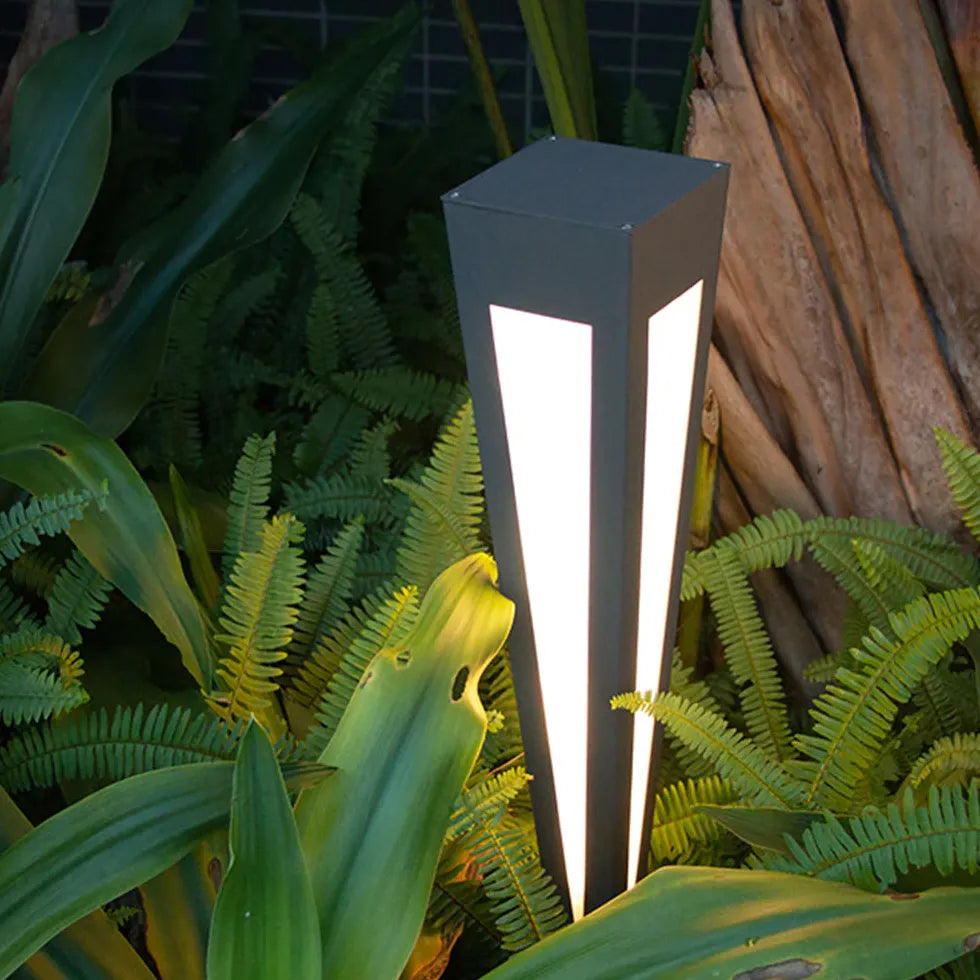 LED Solar Bodenstrahler Outdoor Garten Wasserdicht - Clowas.de