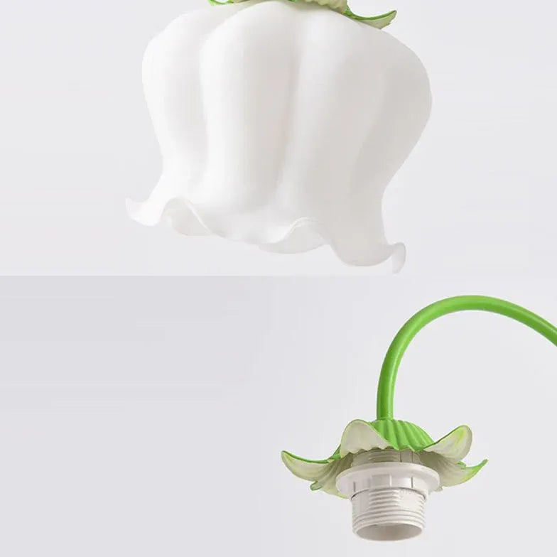 Dreiköpfe Laternenblumengrün-Stehlampe