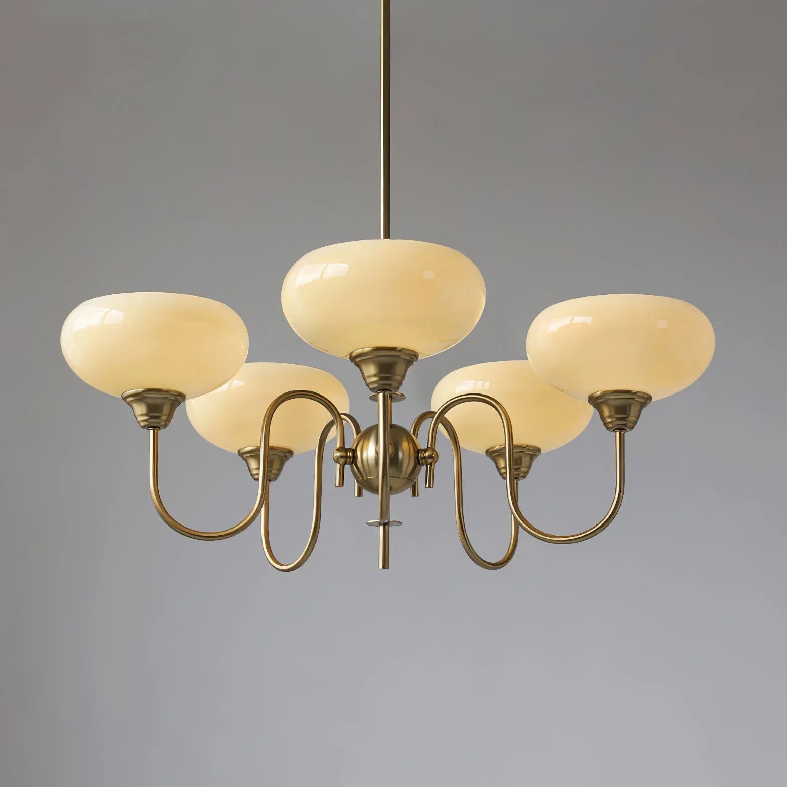 Deckenleuchte Messing Gold mit Bauhaus-Design und Glas - Clowas.de