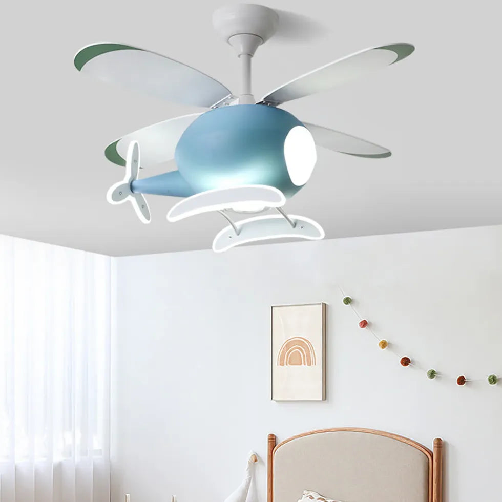 Blauer Hubschrauber moderner Deckenventilator mit Licht