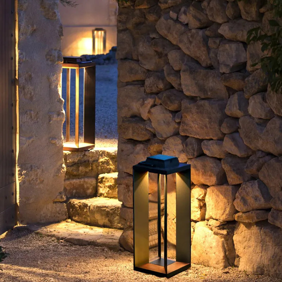 Kabellose LED Stehlampe für stilvolles Outdoor Ambiente