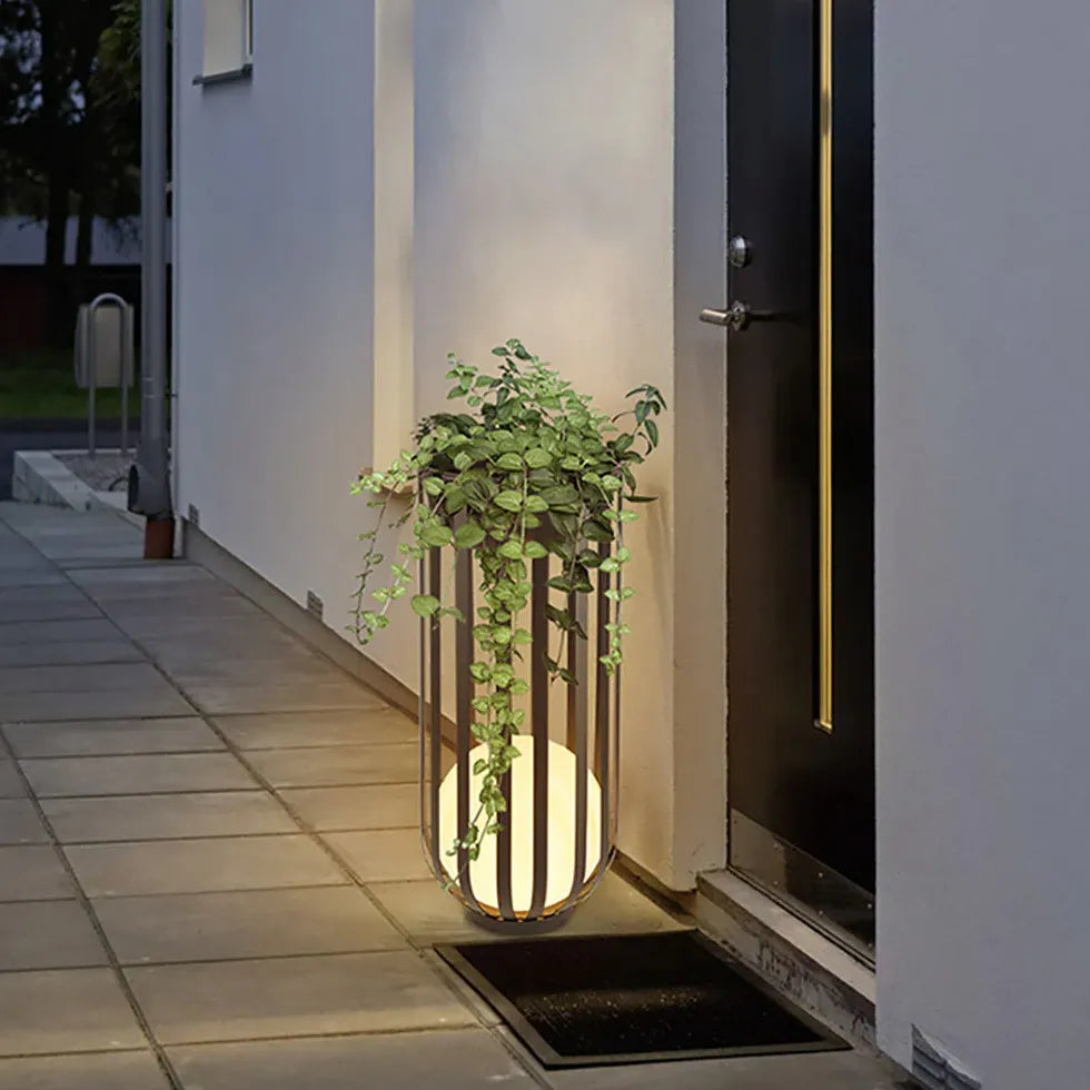 Outdoor Stehlampen Terrasse für stilvolle Gartenbeleuchtung